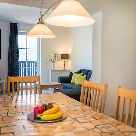 Apartment Lavish Nearby Tourist Attractions *