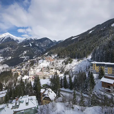 Apartment Lavish Nearby Tourist Attractions Bad Gastein