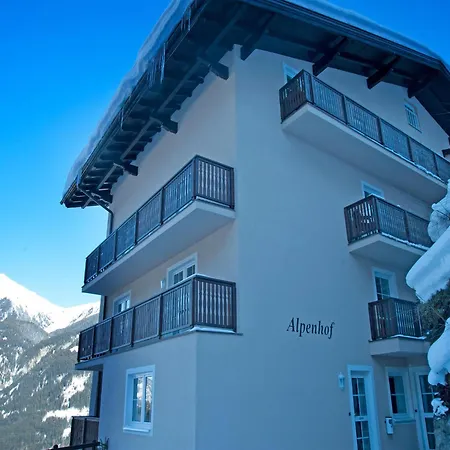 Apartment Lavish Nearby Tourist Attractions *